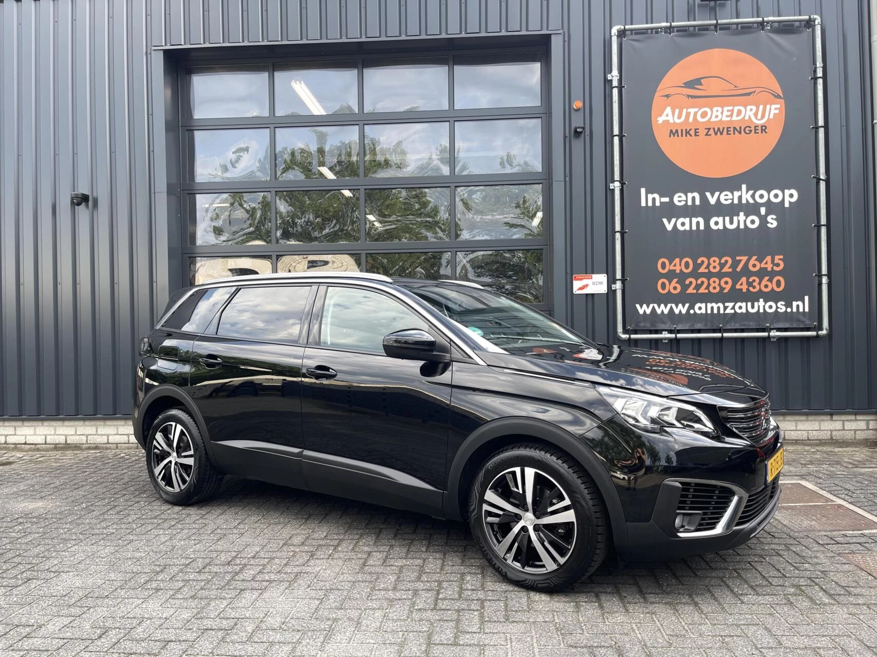 Hoofdafbeelding Peugeot 5008