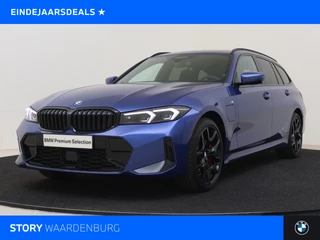 BMW 3 Serie Touring 330e High Executive M Sport Automaat / Panoramadak / Trekhaak / Sportstoelen / M Adaptief onderstel / Adaptieve LED / Parking Assistant Plus /  Comfort Access