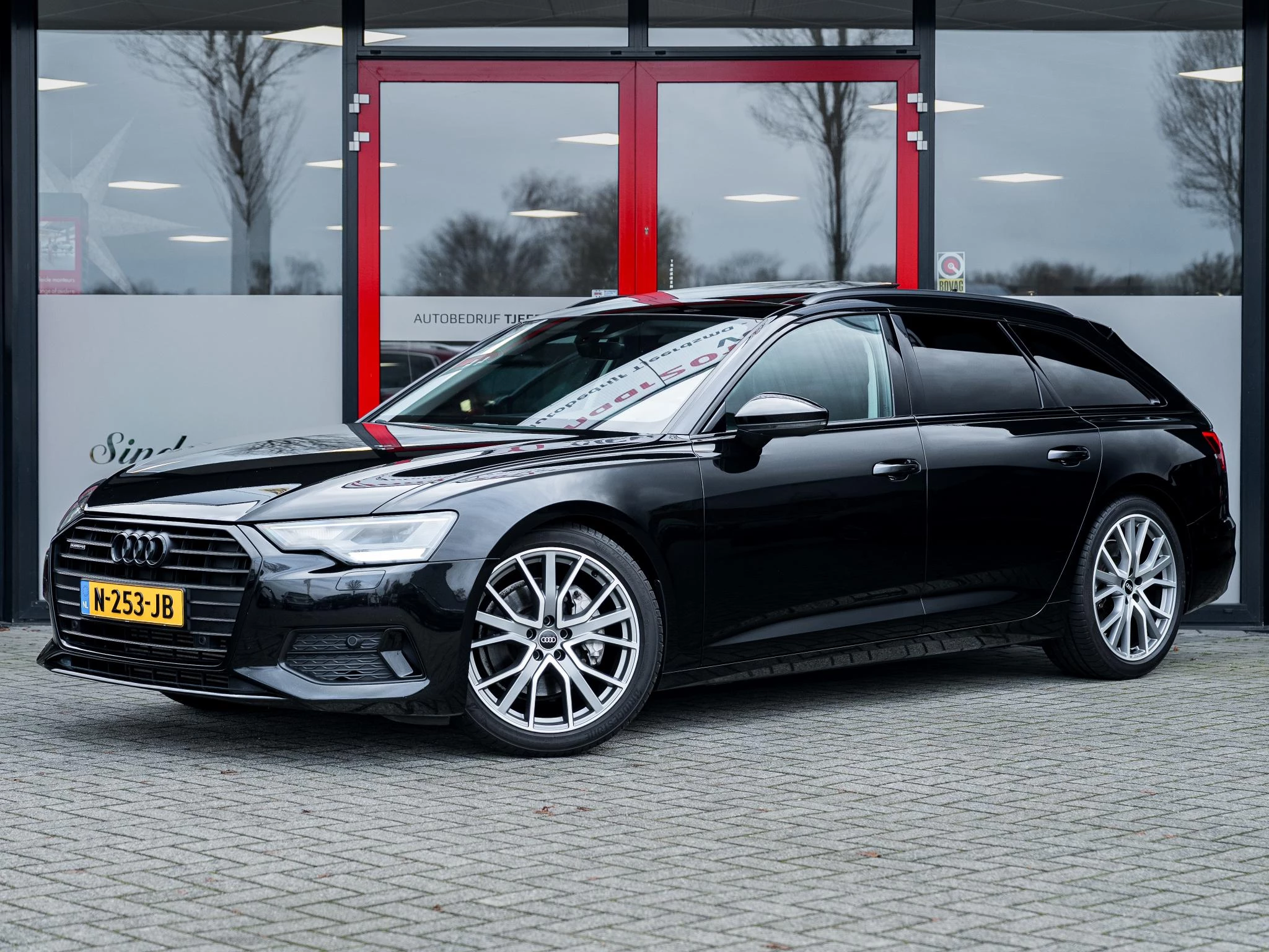 Hoofdafbeelding Audi A6