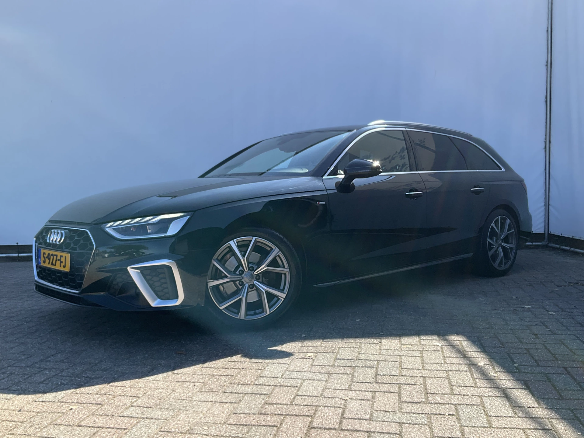 Hoofdafbeelding Audi A4