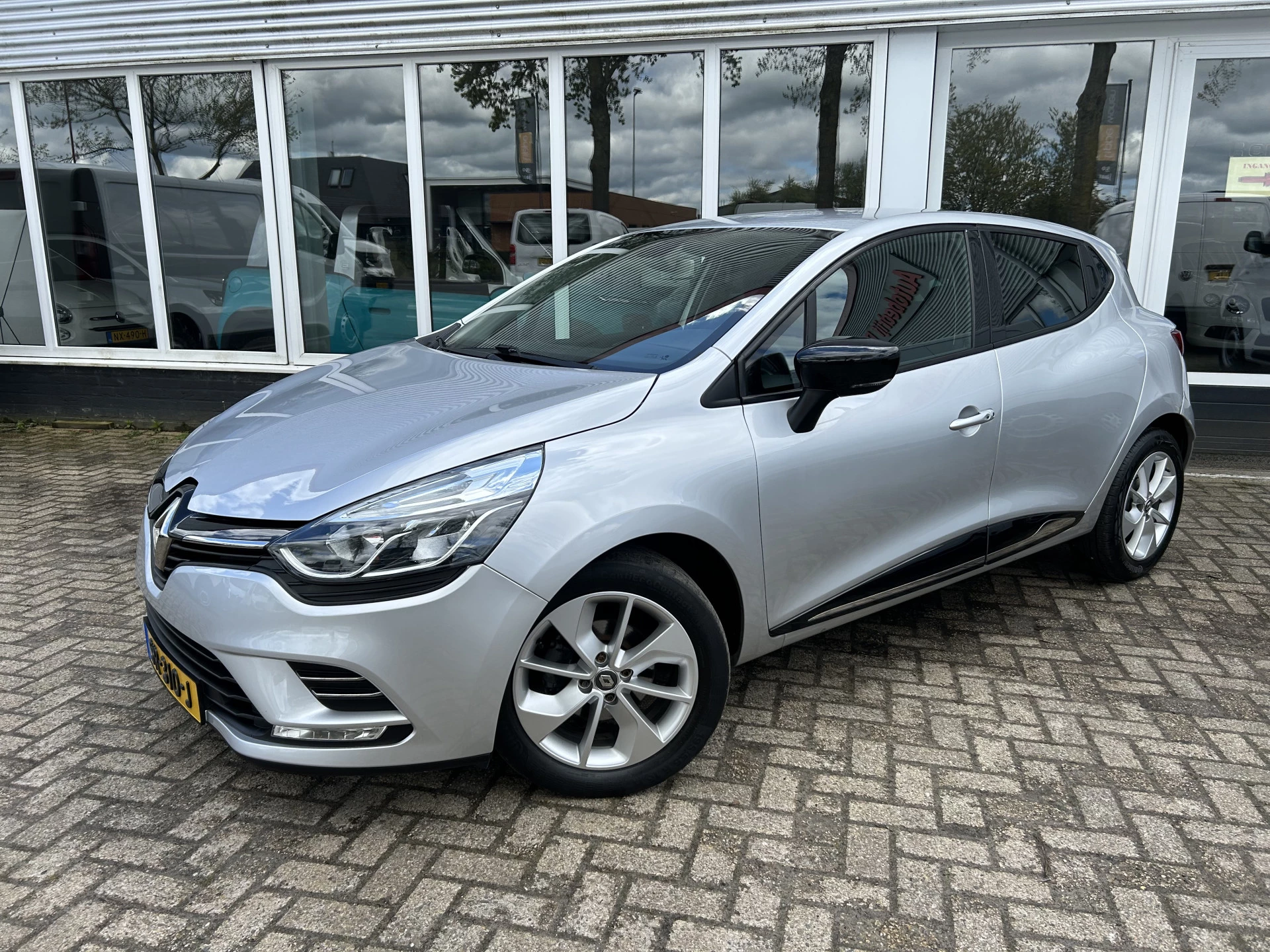 Hoofdafbeelding Renault Clio