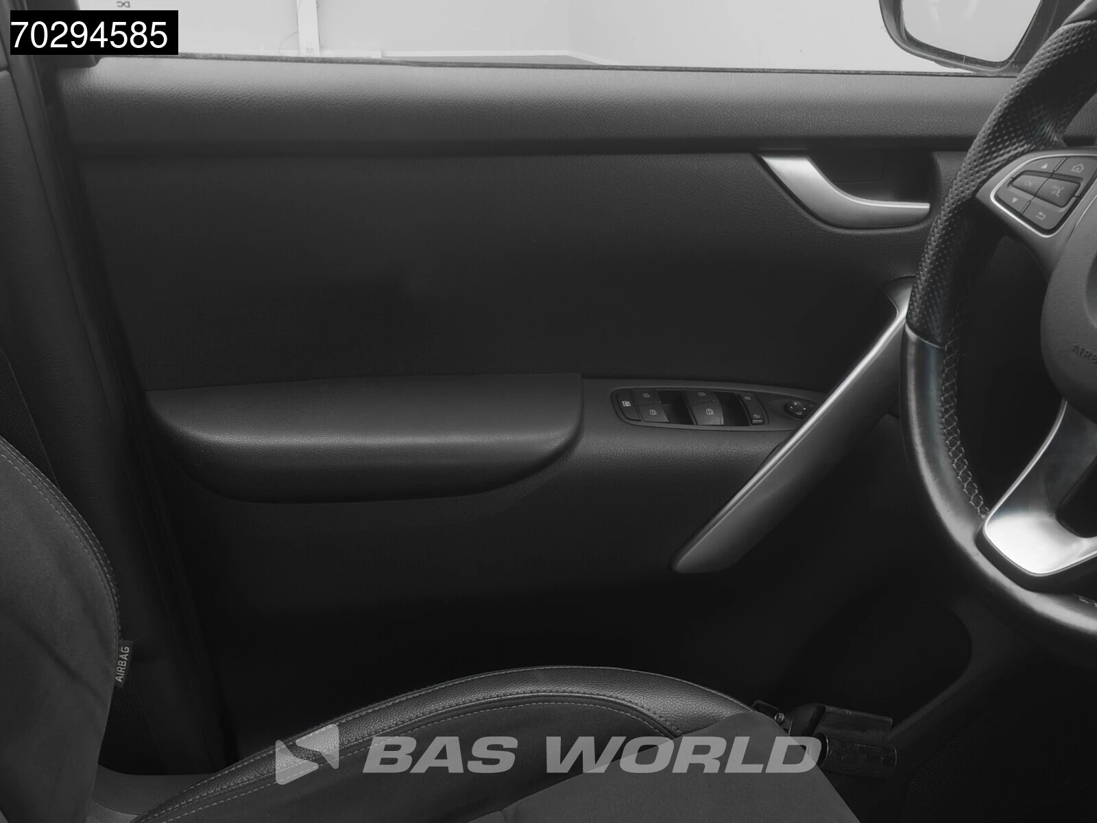 Hoofdafbeelding Mercedes-Benz X-Klasse