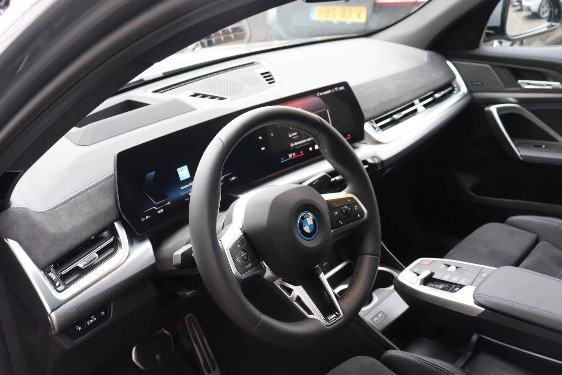 Hoofdafbeelding BMW iX2