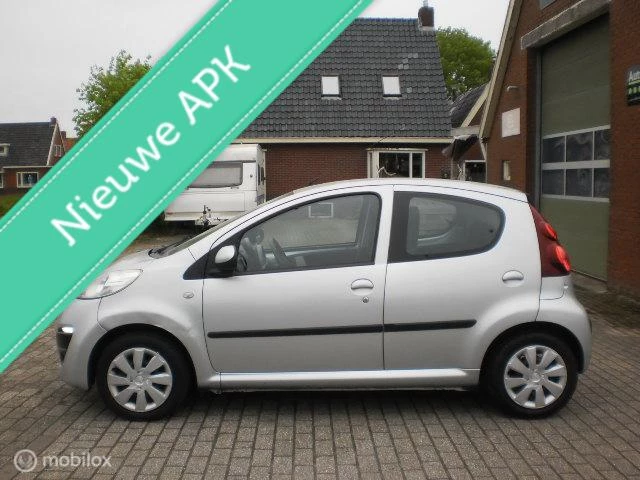 Hoofdafbeelding Peugeot 107