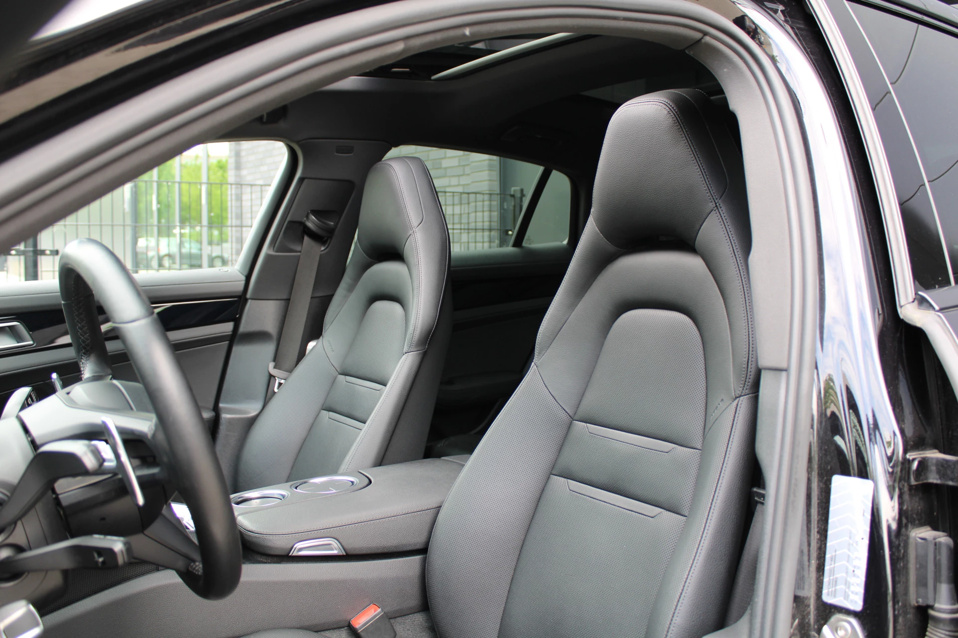 Hoofdafbeelding Porsche Panamera