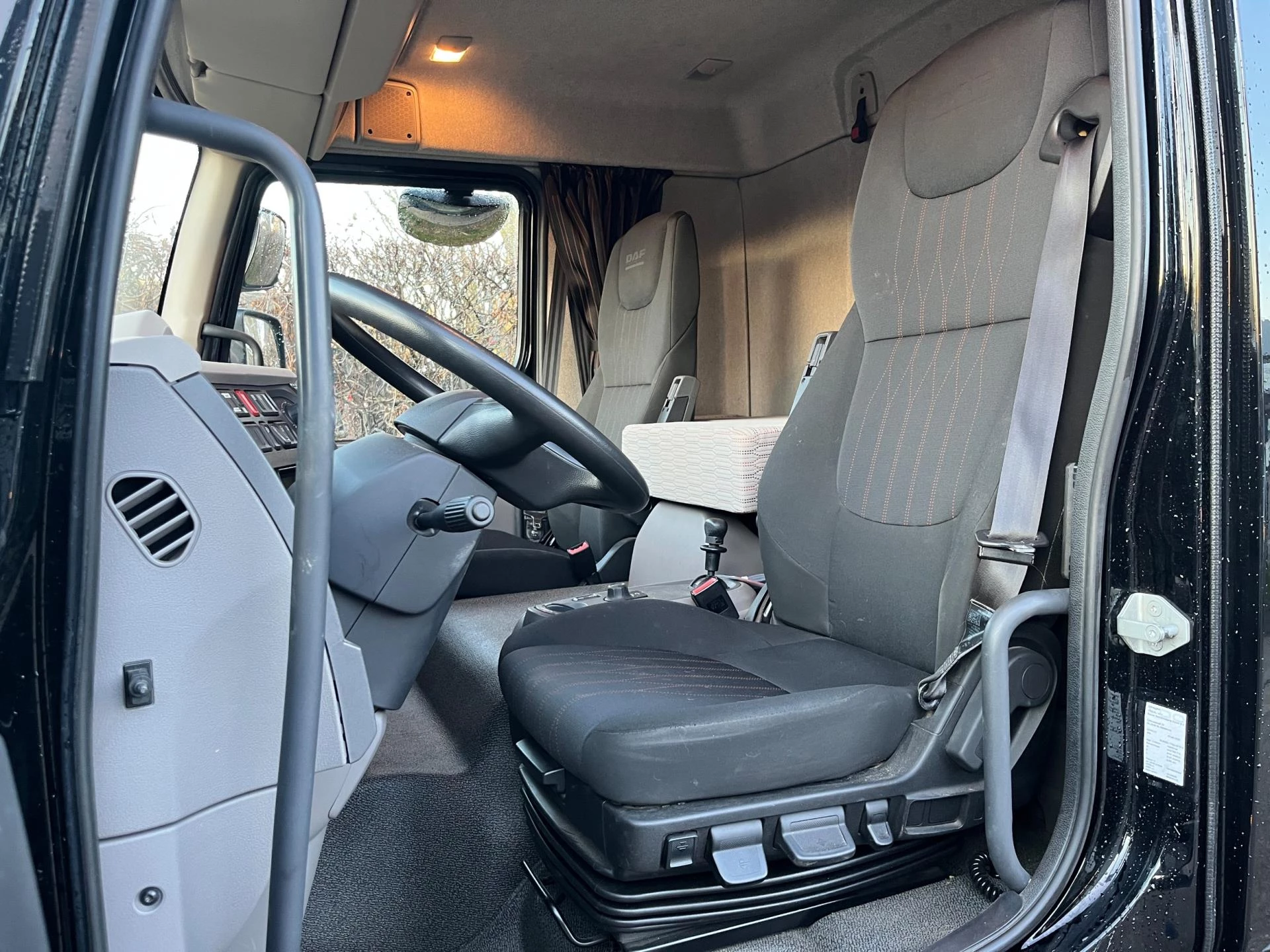 Hoofdafbeelding DAF LF 230 FA Oprijwagen / Machine Transporter / Plateau