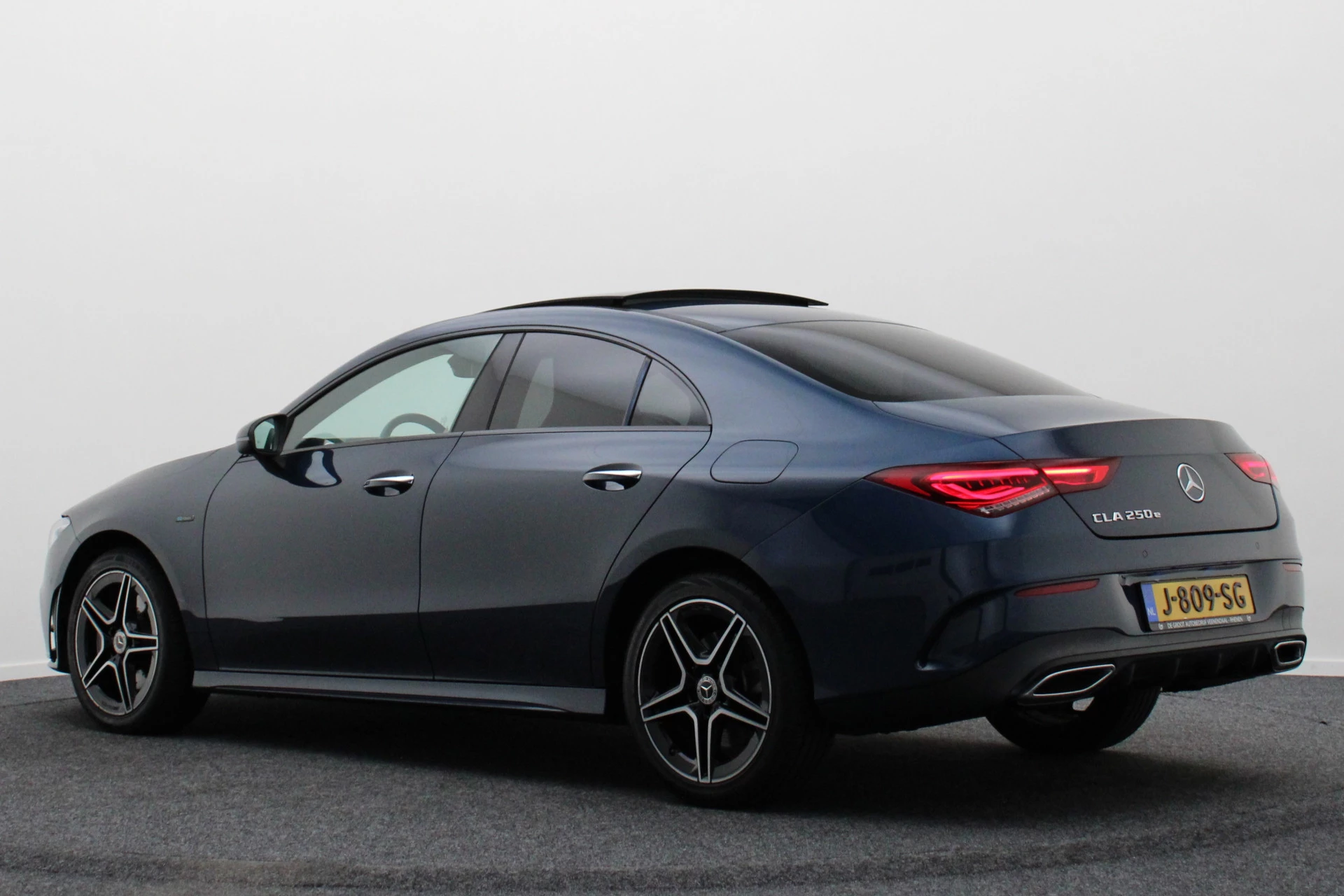 Hoofdafbeelding Mercedes-Benz CLA