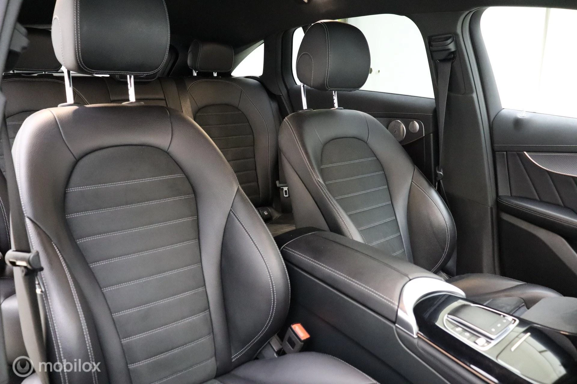 Hoofdafbeelding Mercedes-Benz EQC