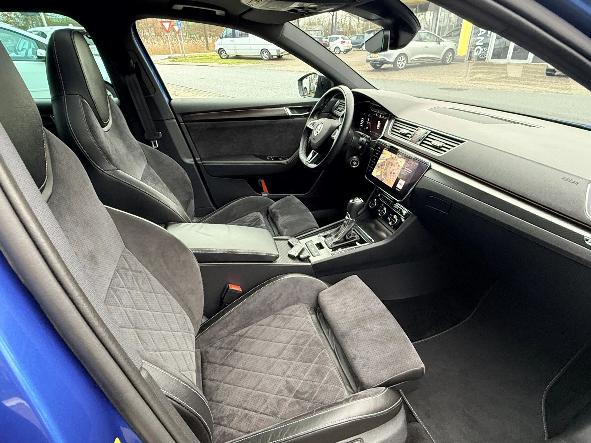 Hoofdafbeelding Škoda Superb