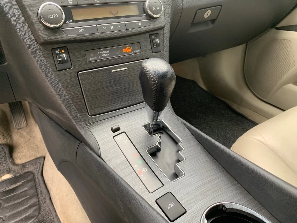 Hoofdafbeelding Toyota Avensis