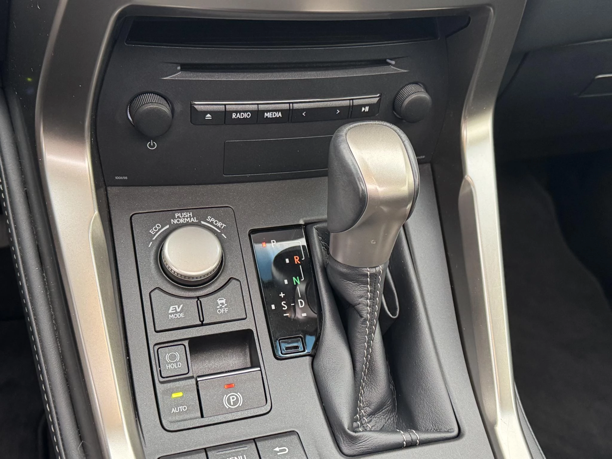 Hoofdafbeelding Lexus NX