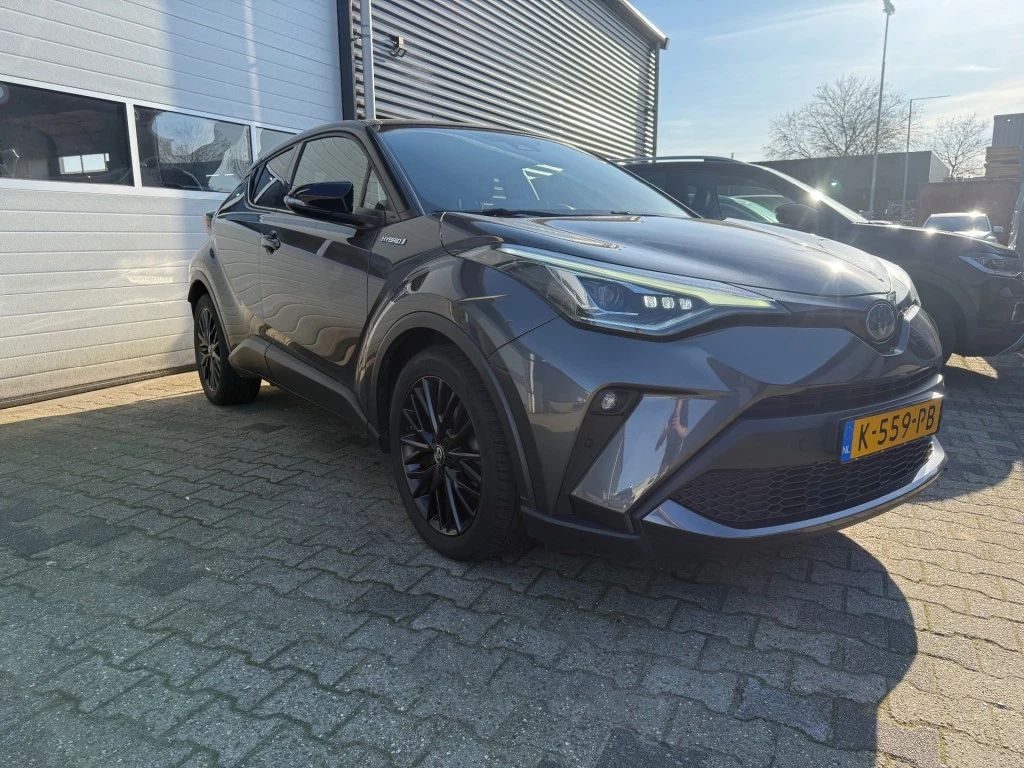 Hoofdafbeelding Toyota C-HR