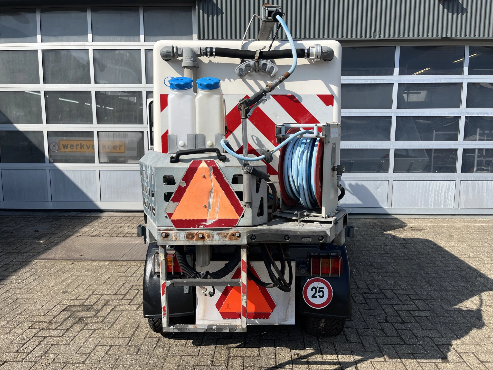 Hoofdafbeelding boschung P4T Werktuigdrager
