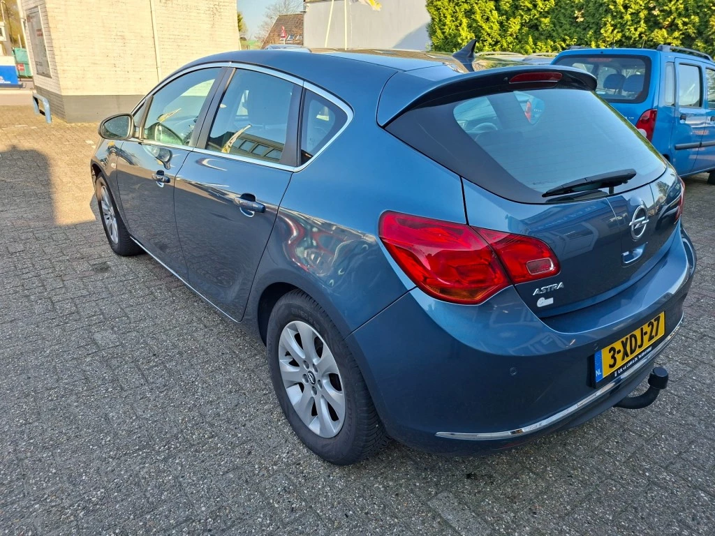 Hoofdafbeelding Opel Astra