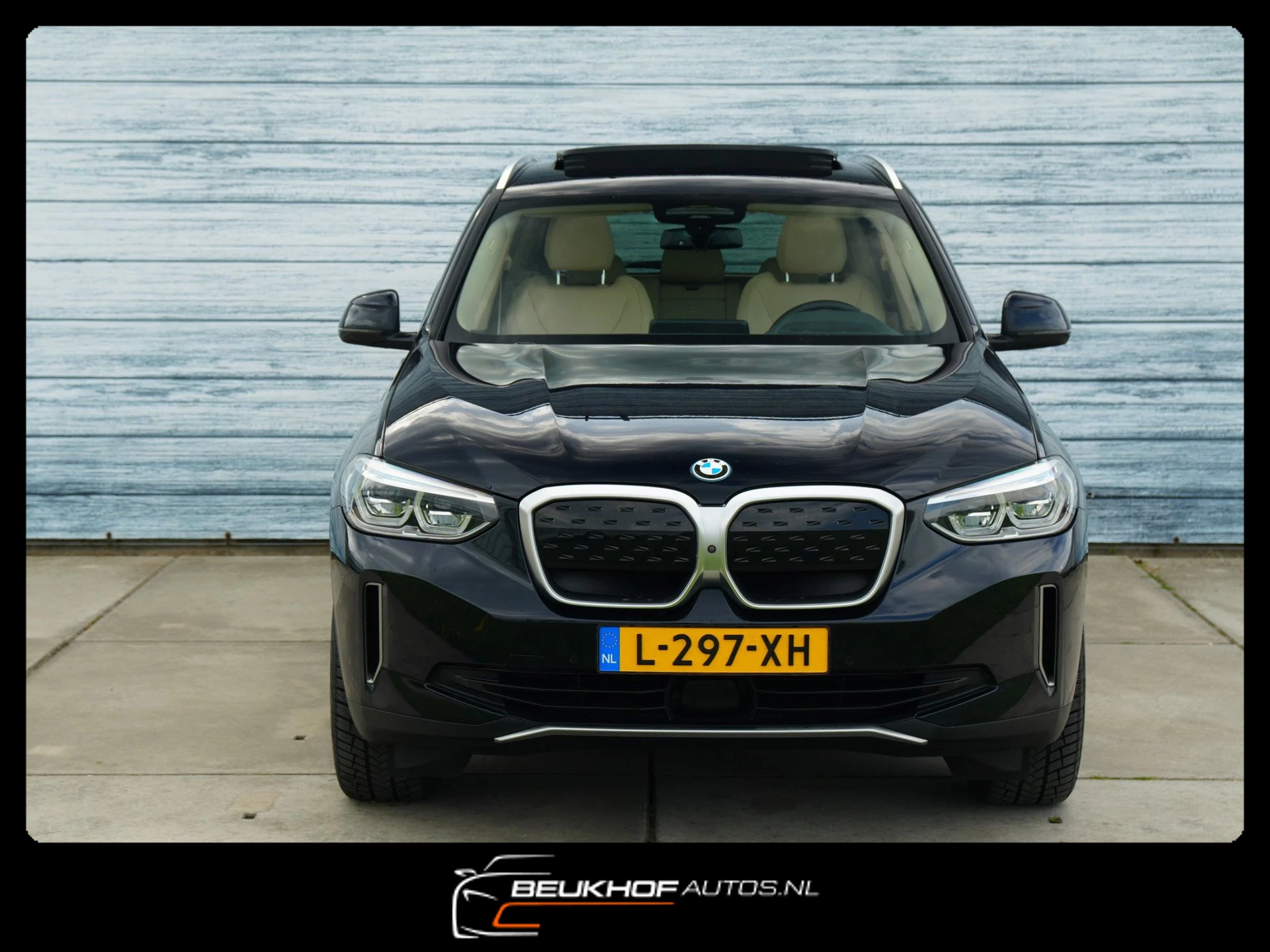 Hoofdafbeelding BMW iX3