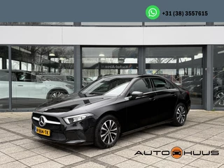 Mercedes-Benz A-klasse Aut. 180 Sol. Luxury Line | Trekhaak | Camera | Navi |