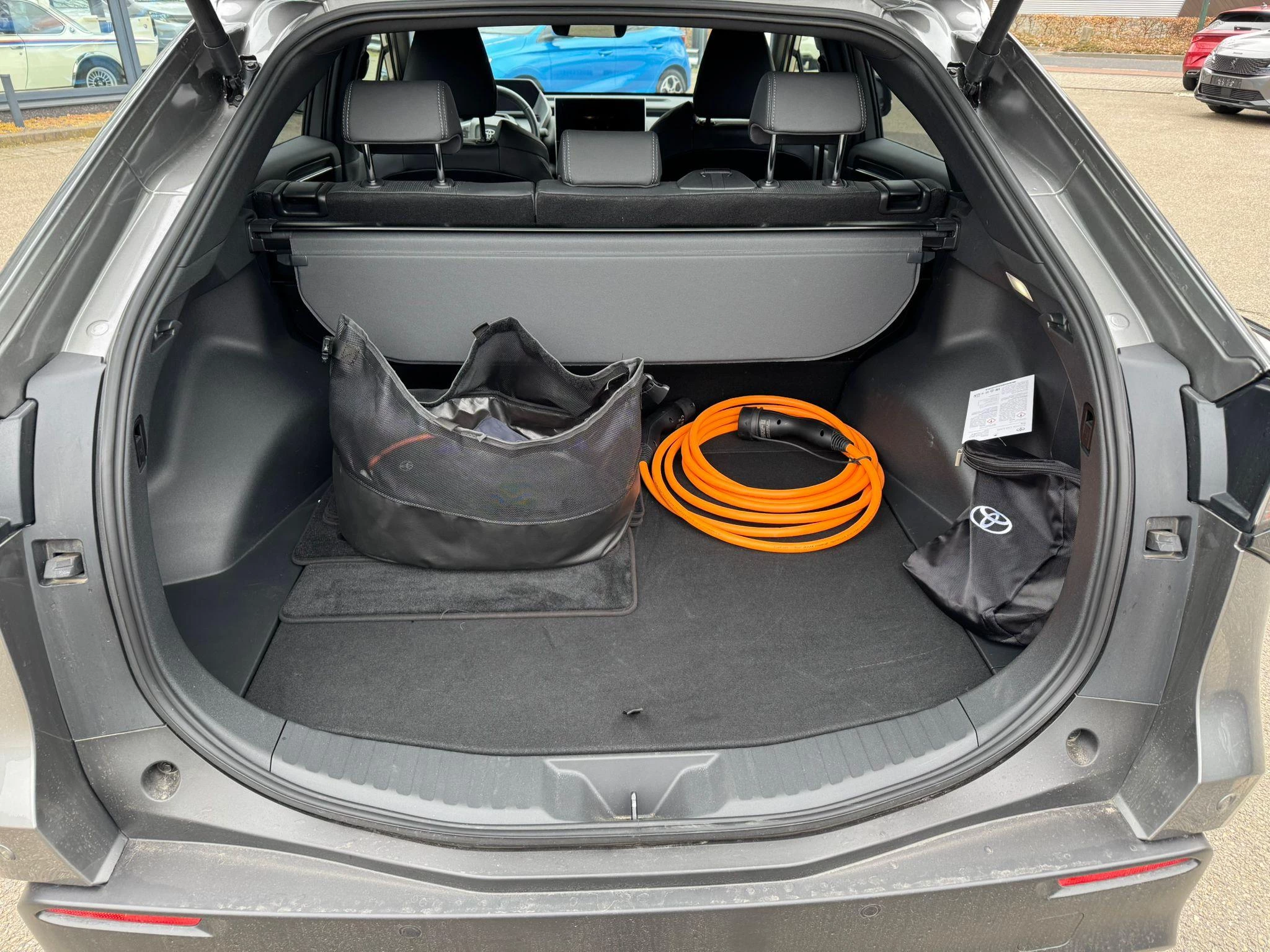 Hoofdafbeelding Toyota bZ4X