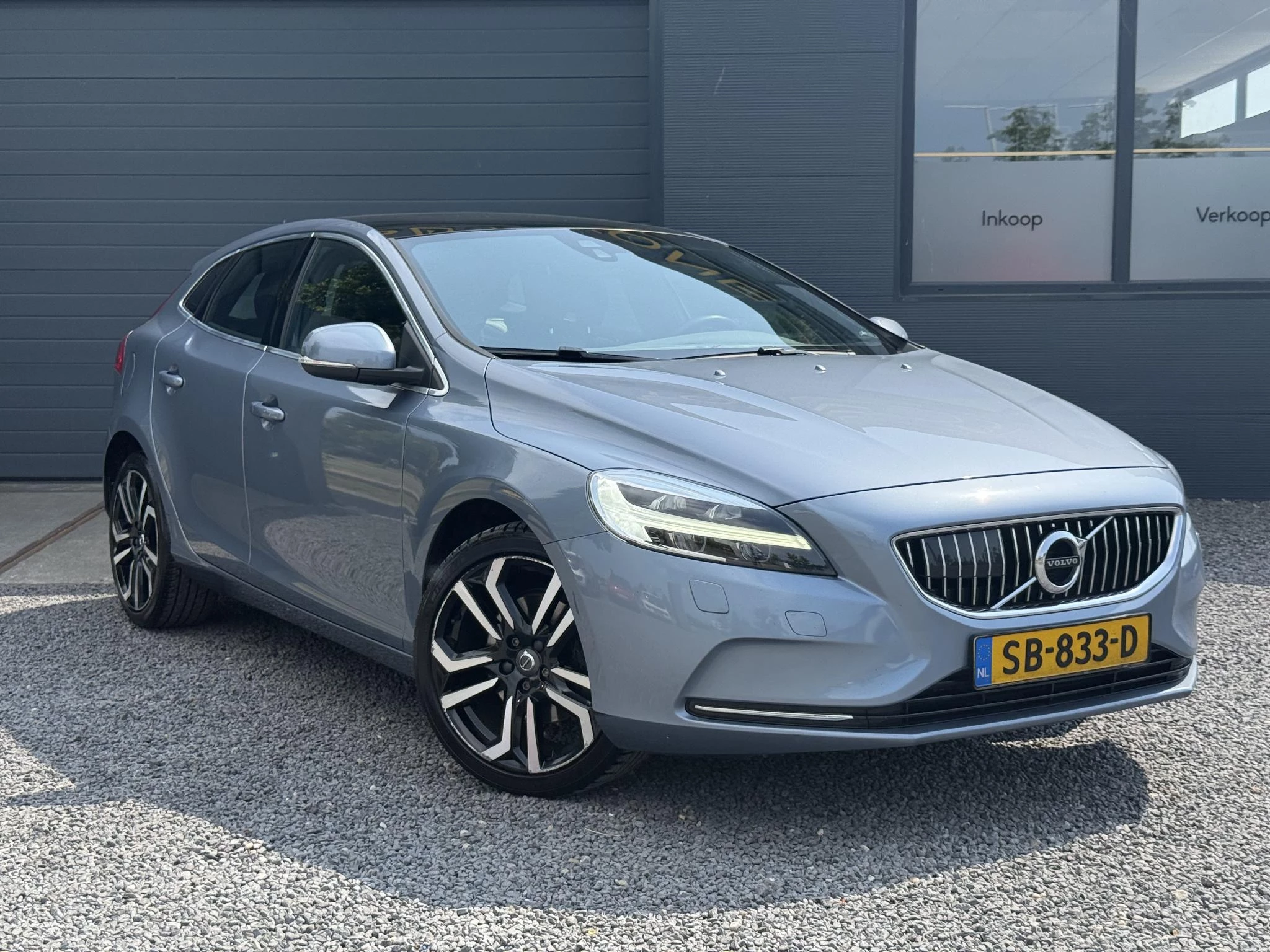Hoofdafbeelding Volvo V40