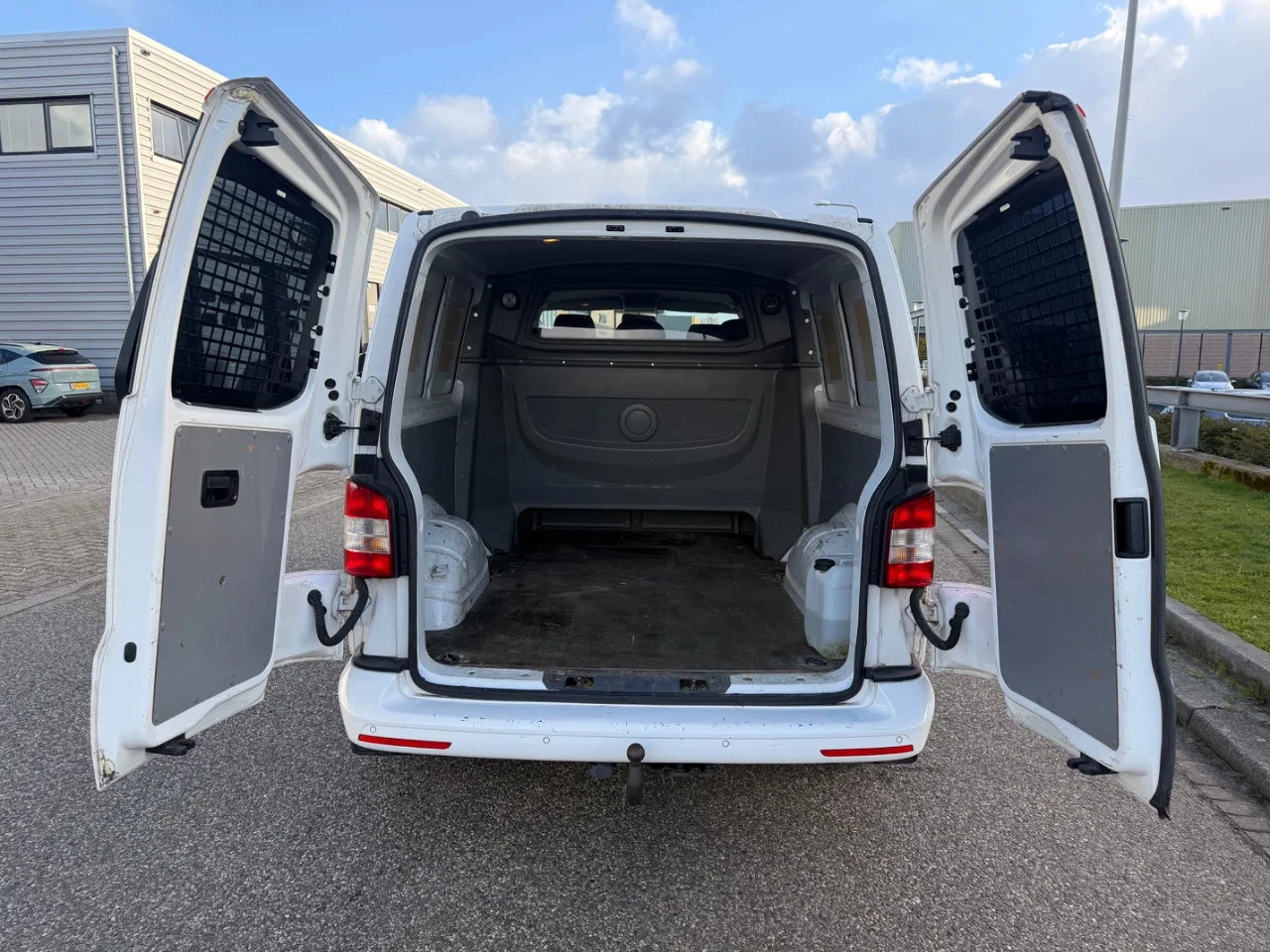 Hoofdafbeelding Volkswagen T5 BUSINESS VAN