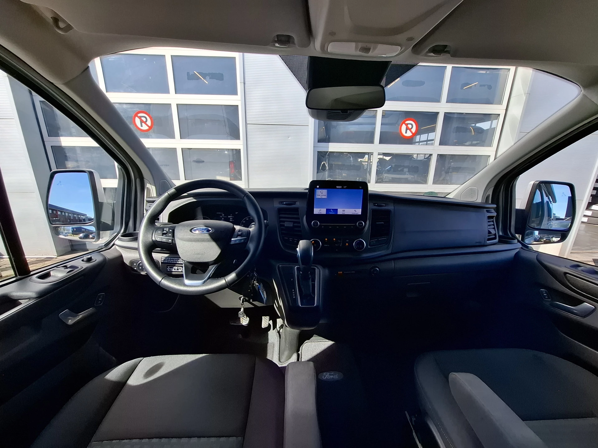 Hoofdafbeelding Ford Nugget