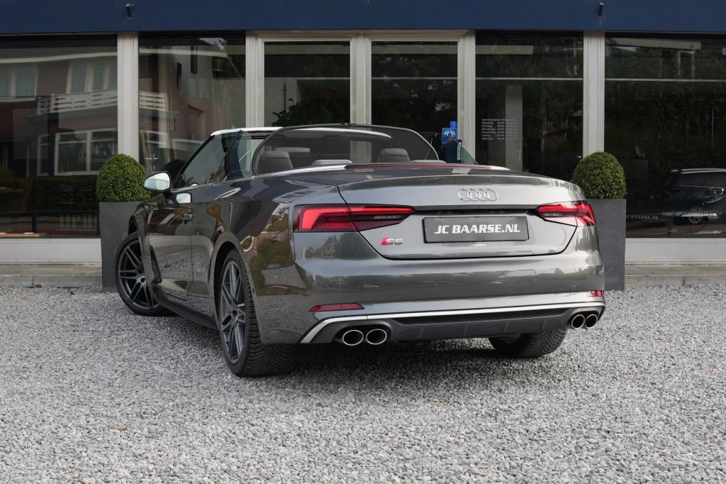 Hoofdafbeelding Audi S5