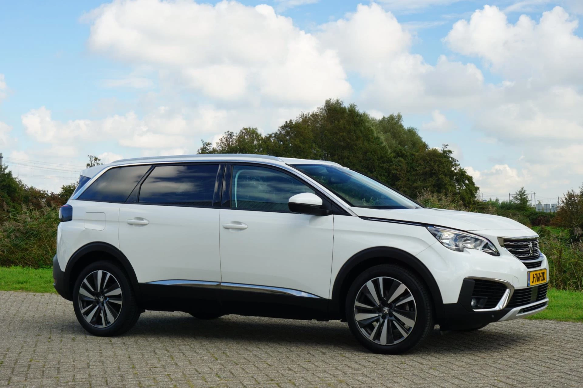 Hoofdafbeelding Peugeot 5008