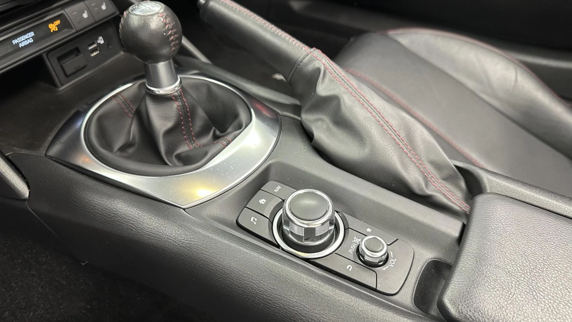 Hoofdafbeelding Mazda MX-5