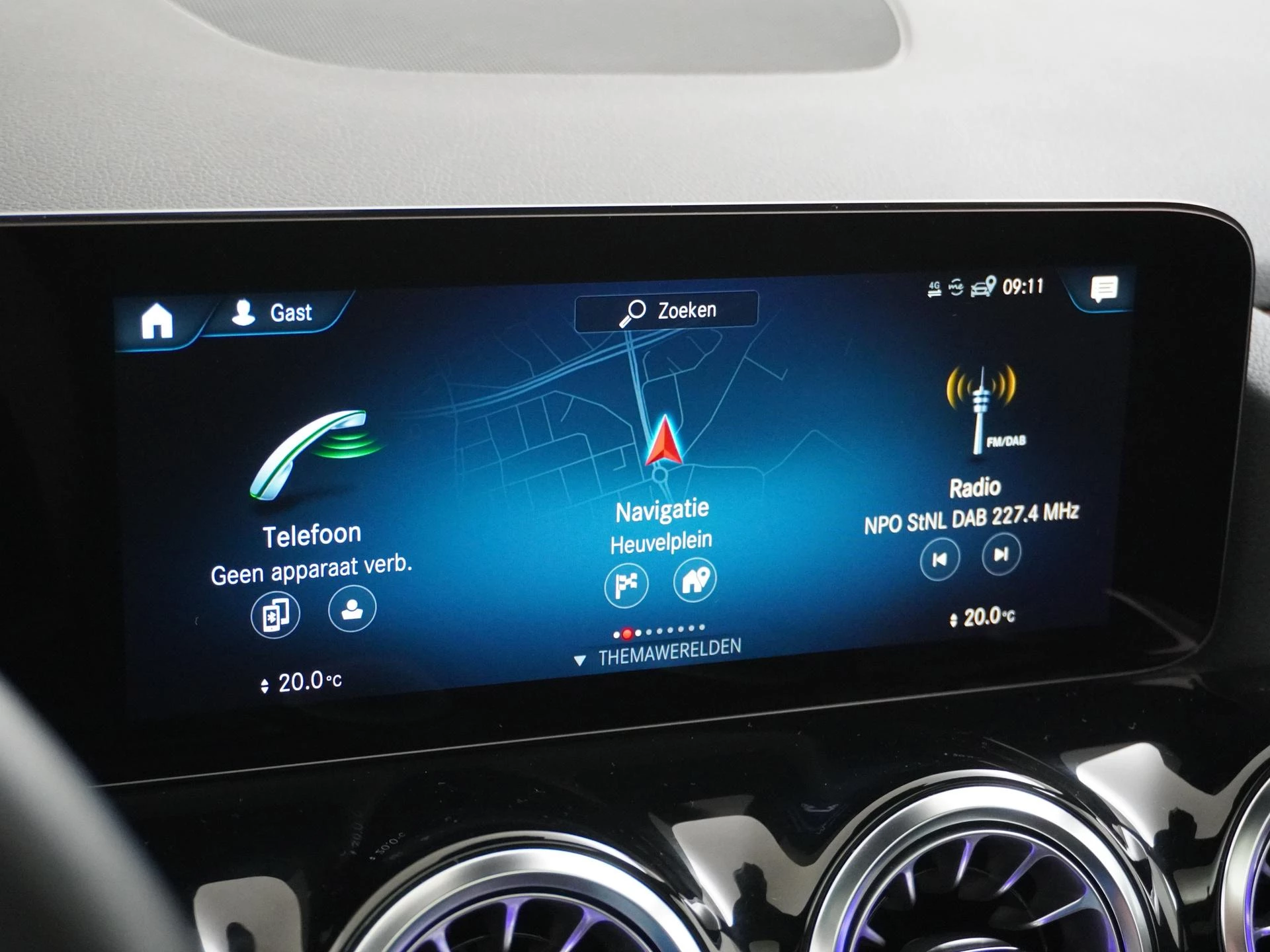 Hoofdafbeelding Mercedes-Benz EQA