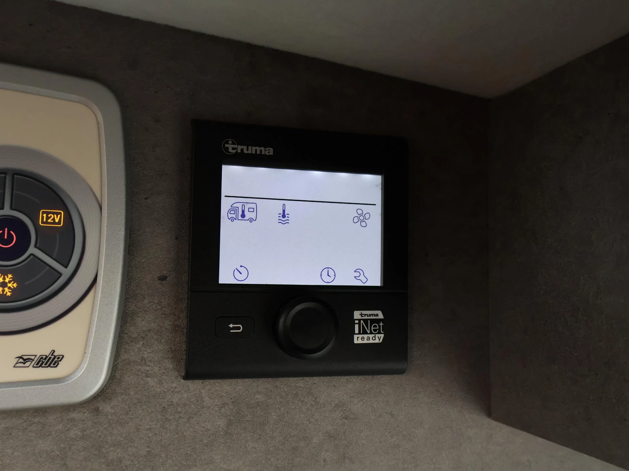 Hoofdafbeelding Pössl Summit 640