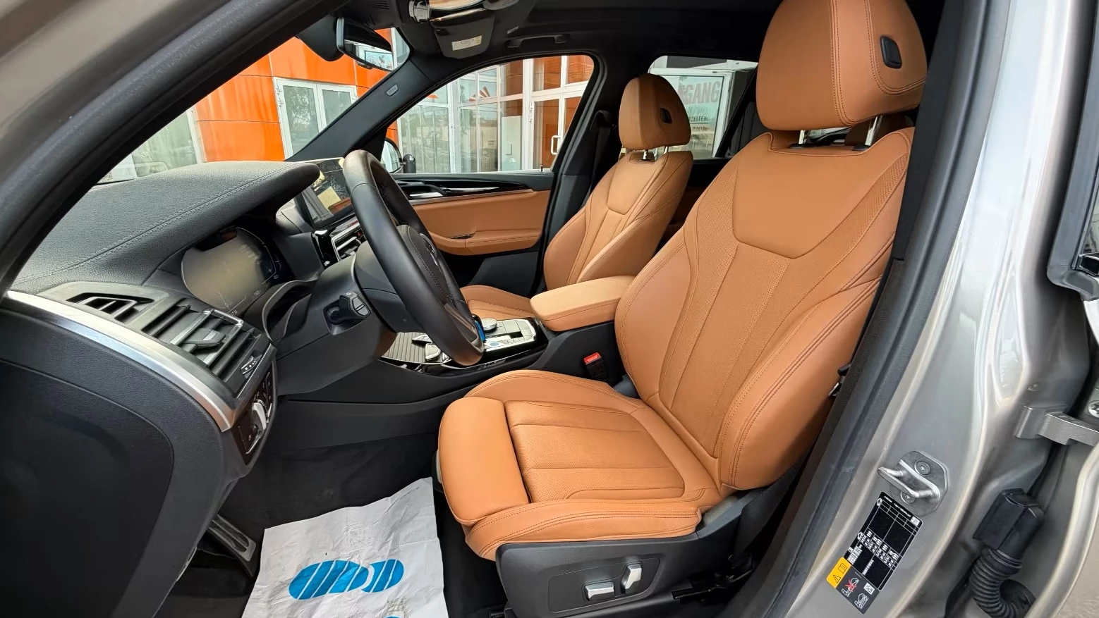 Hoofdafbeelding BMW iX3