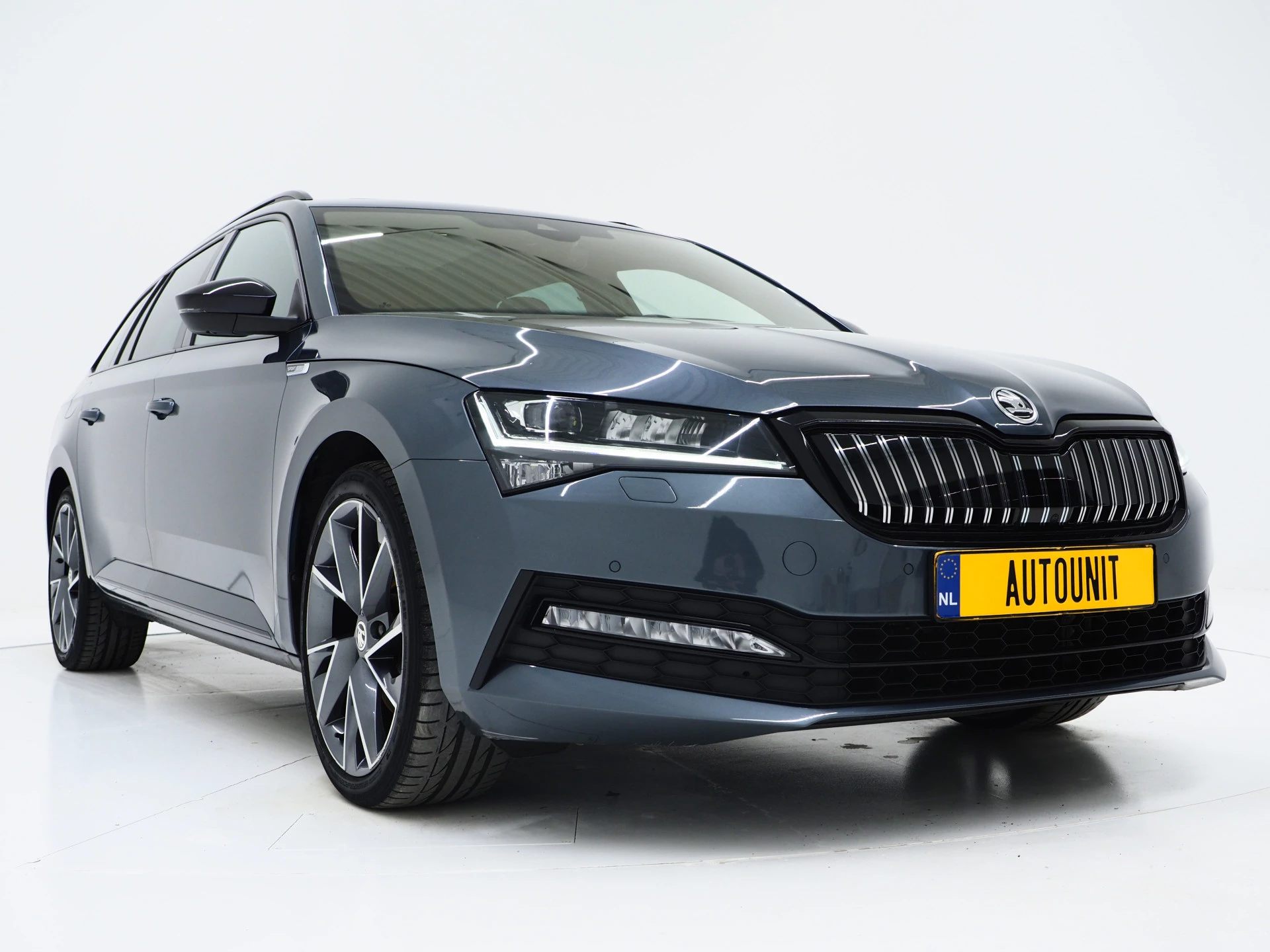 Hoofdafbeelding Škoda Superb