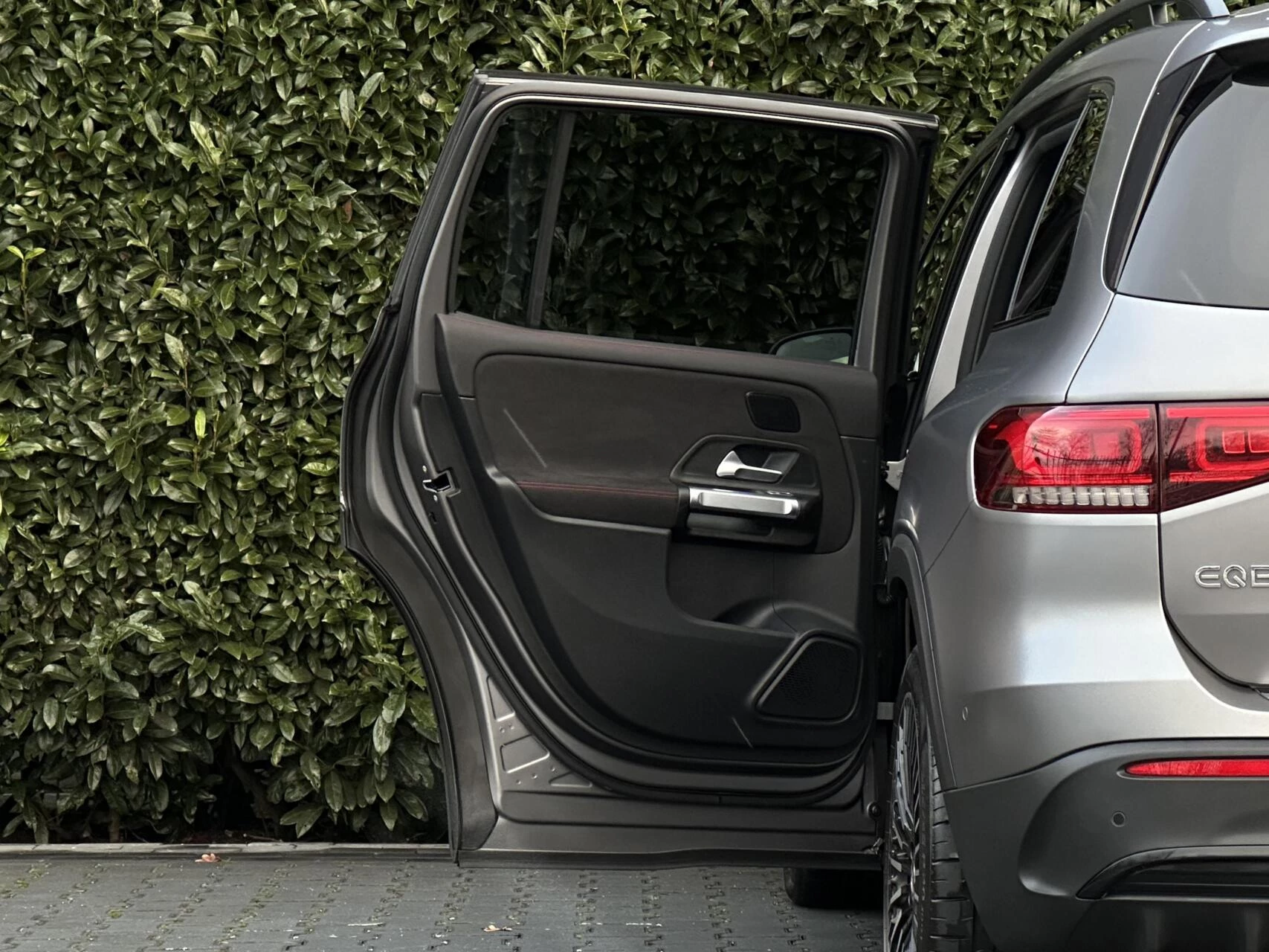 Hoofdafbeelding Mercedes-Benz EQB