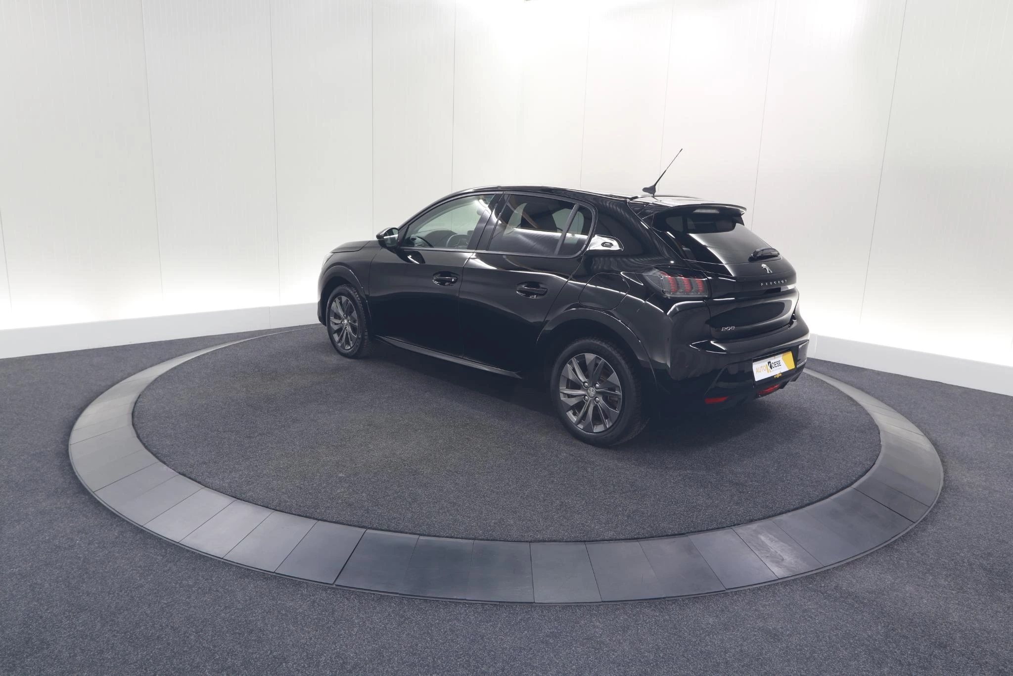 Hoofdafbeelding Peugeot e-208