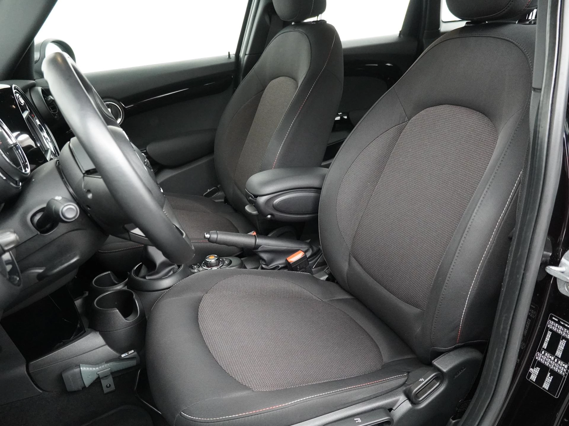 Hoofdafbeelding MINI 5-deurs