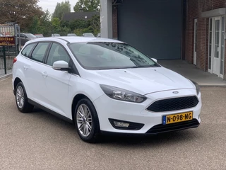 Ford Focus 1.0 EDITION 125 PK AIRCO L.M.VELGEN CAR PLAY IN NIEUWSTAAT