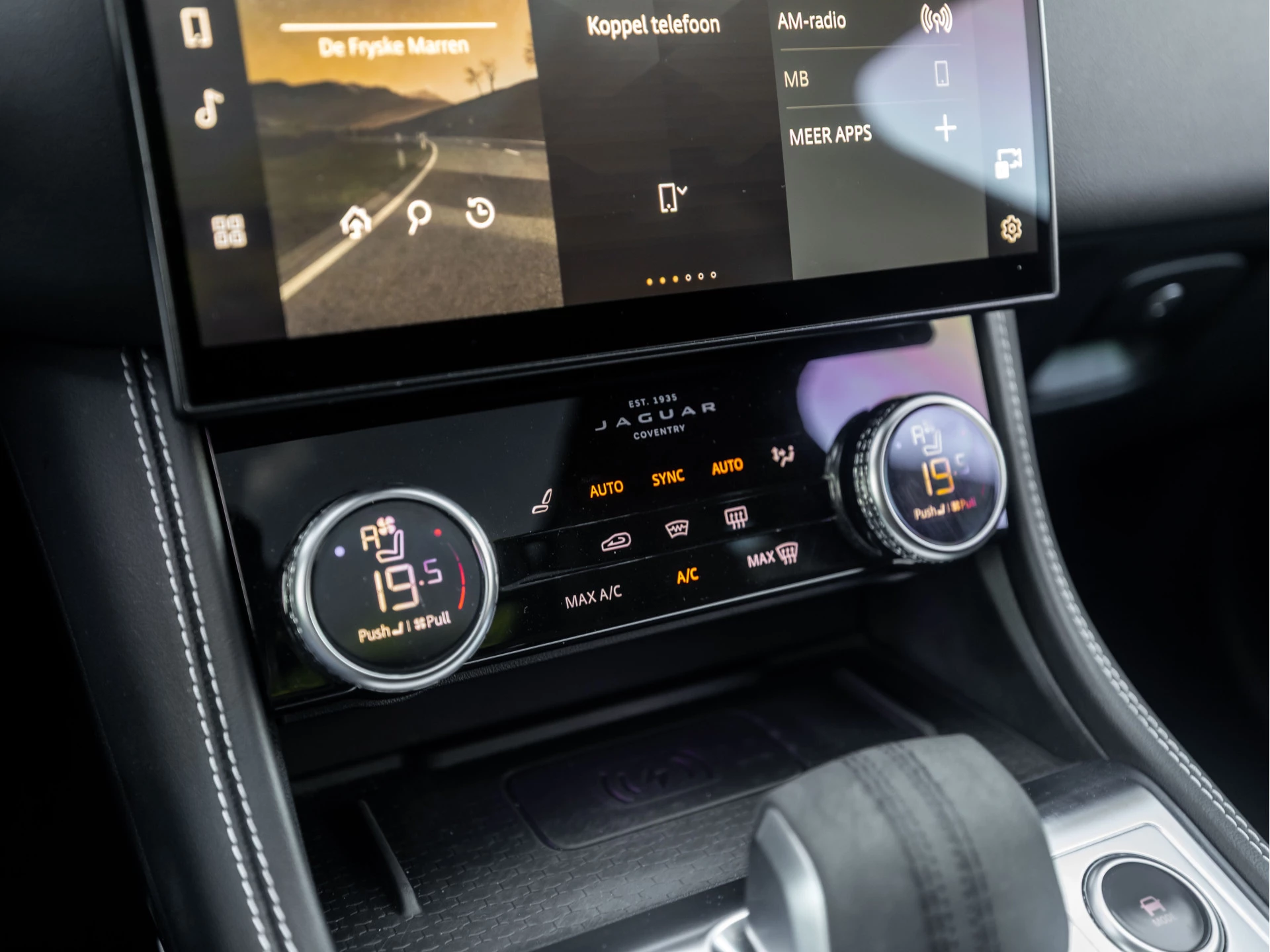 Hoofdafbeelding Jaguar F-PACE