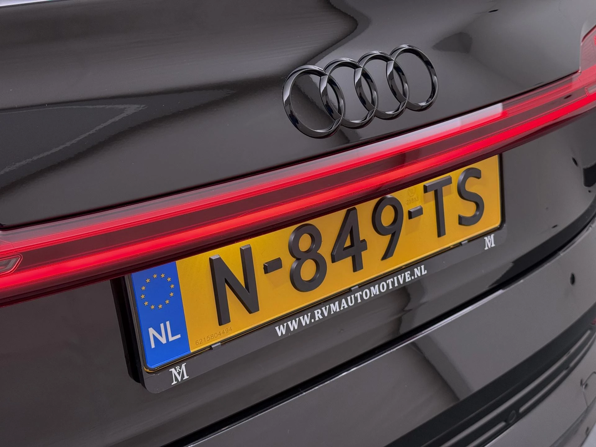 Hoofdafbeelding Audi e-tron