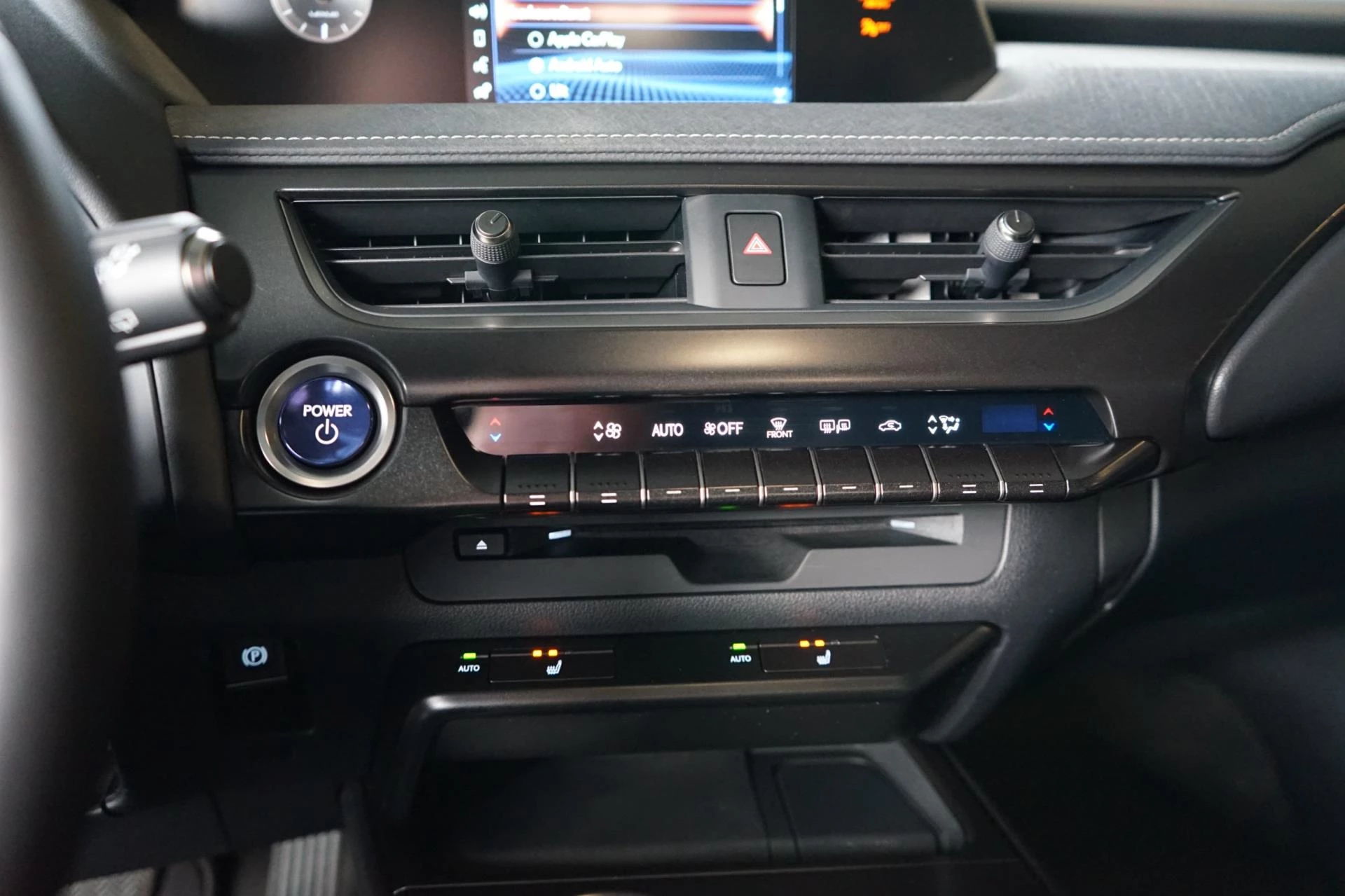 Hoofdafbeelding Lexus UX