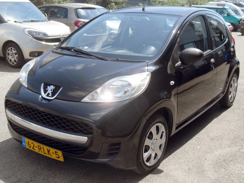 Hoofdafbeelding Peugeot 107
