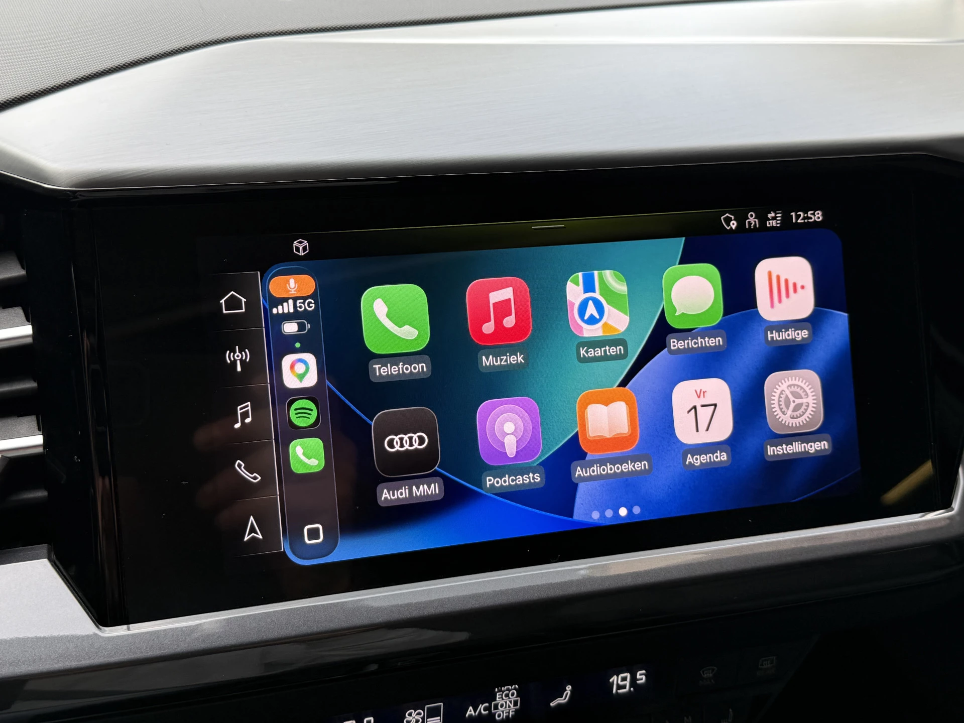 Hoofdafbeelding Audi Q4 e-tron