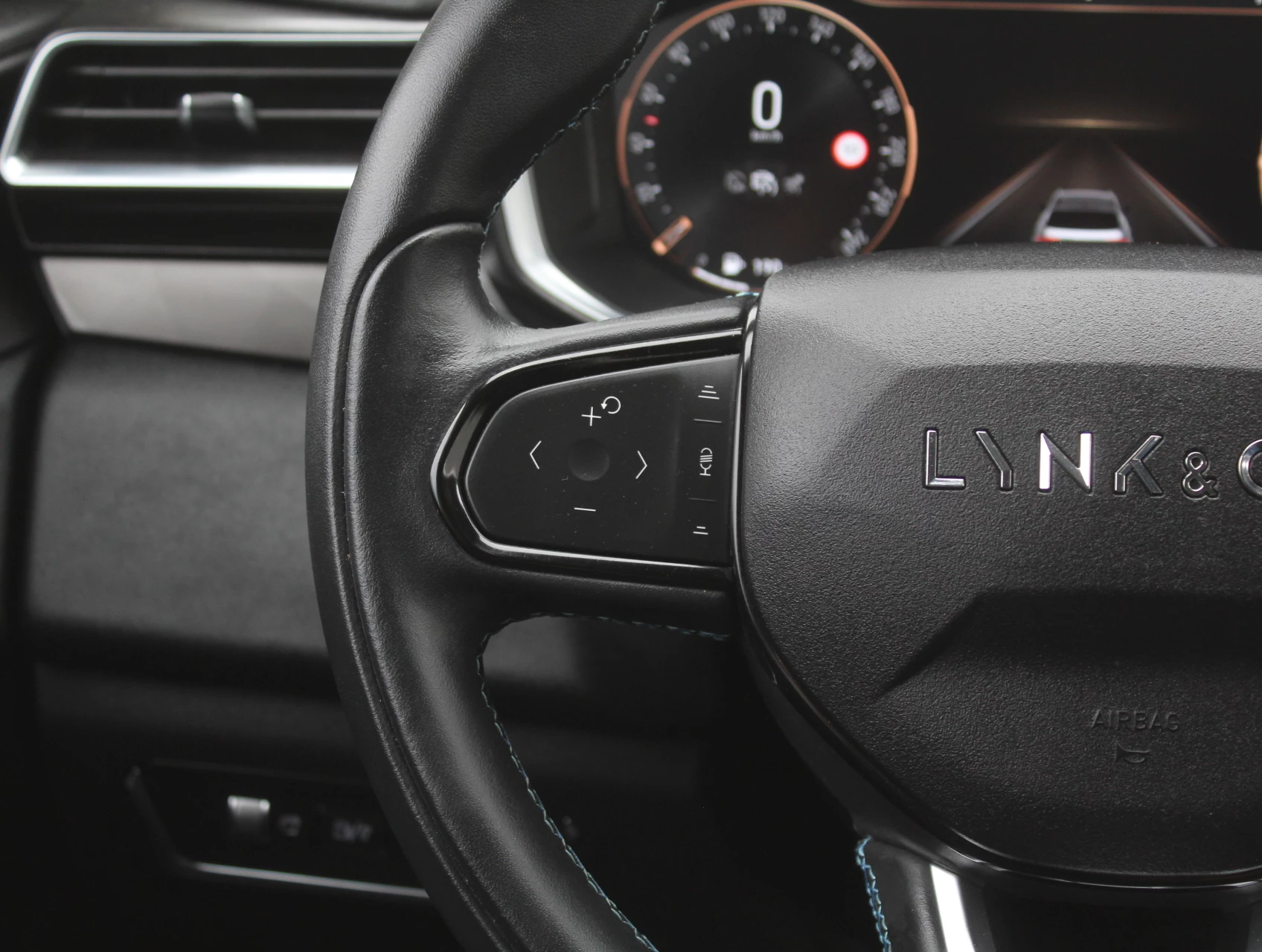 Hoofdafbeelding Lynk & Co 01