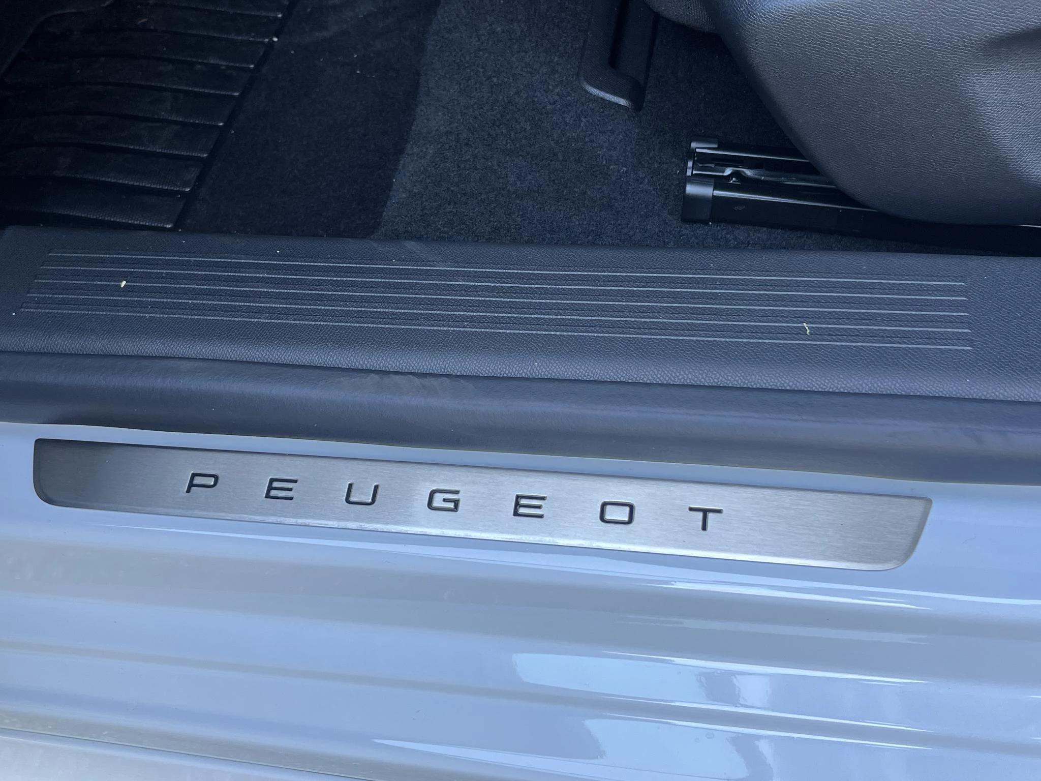 Hoofdafbeelding Peugeot e-308