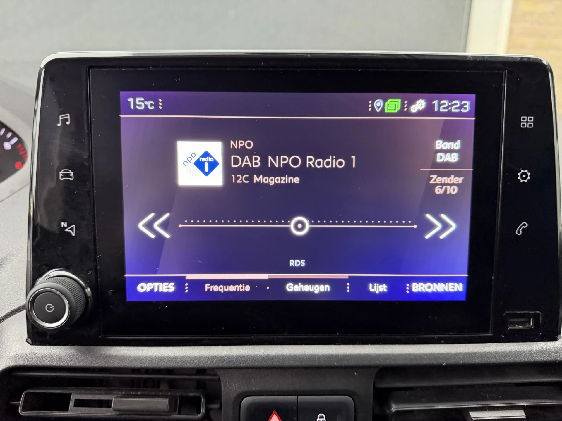 Hoofdafbeelding Peugeot Partner