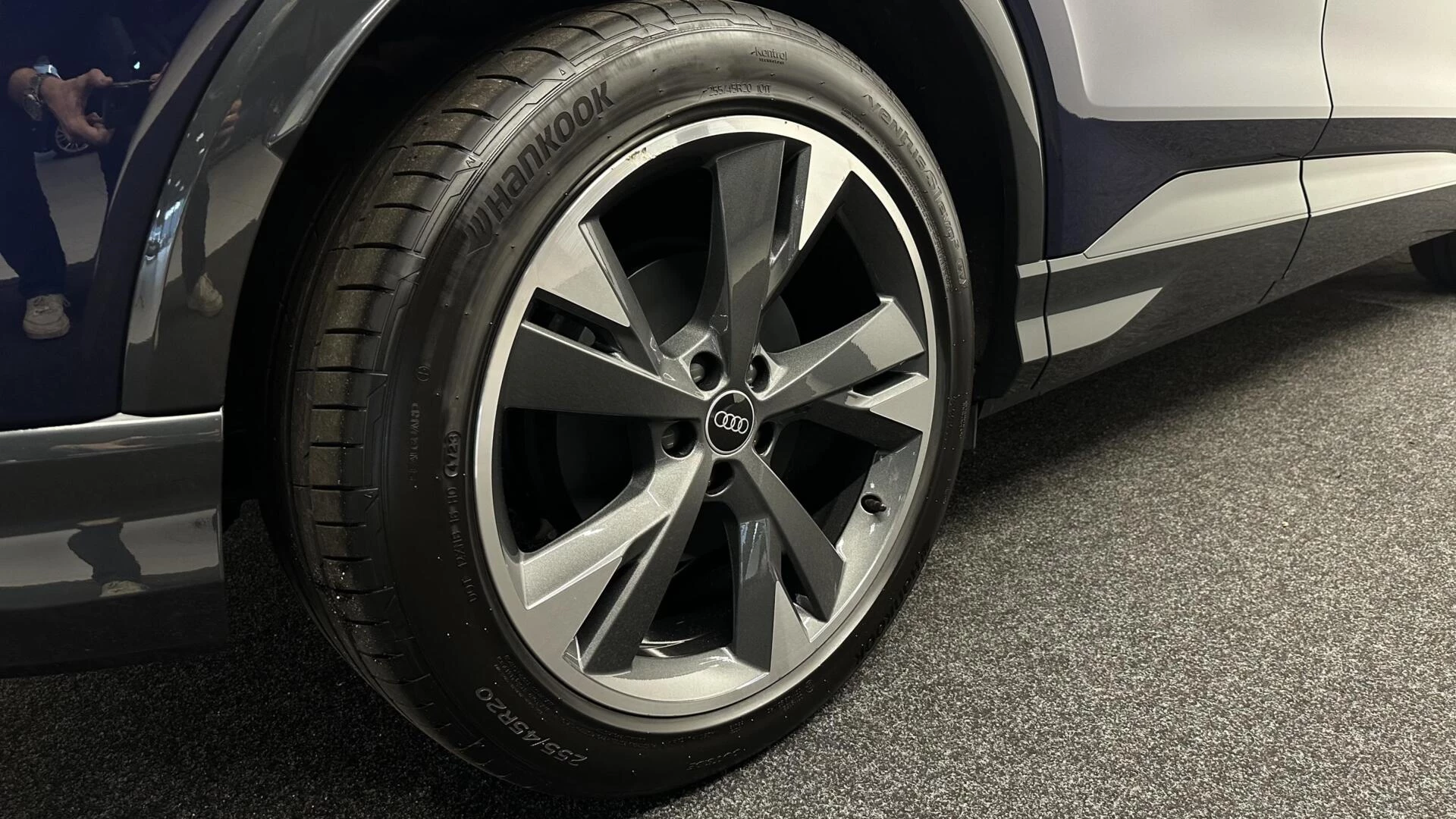 Hoofdafbeelding Audi Q4 e-tron