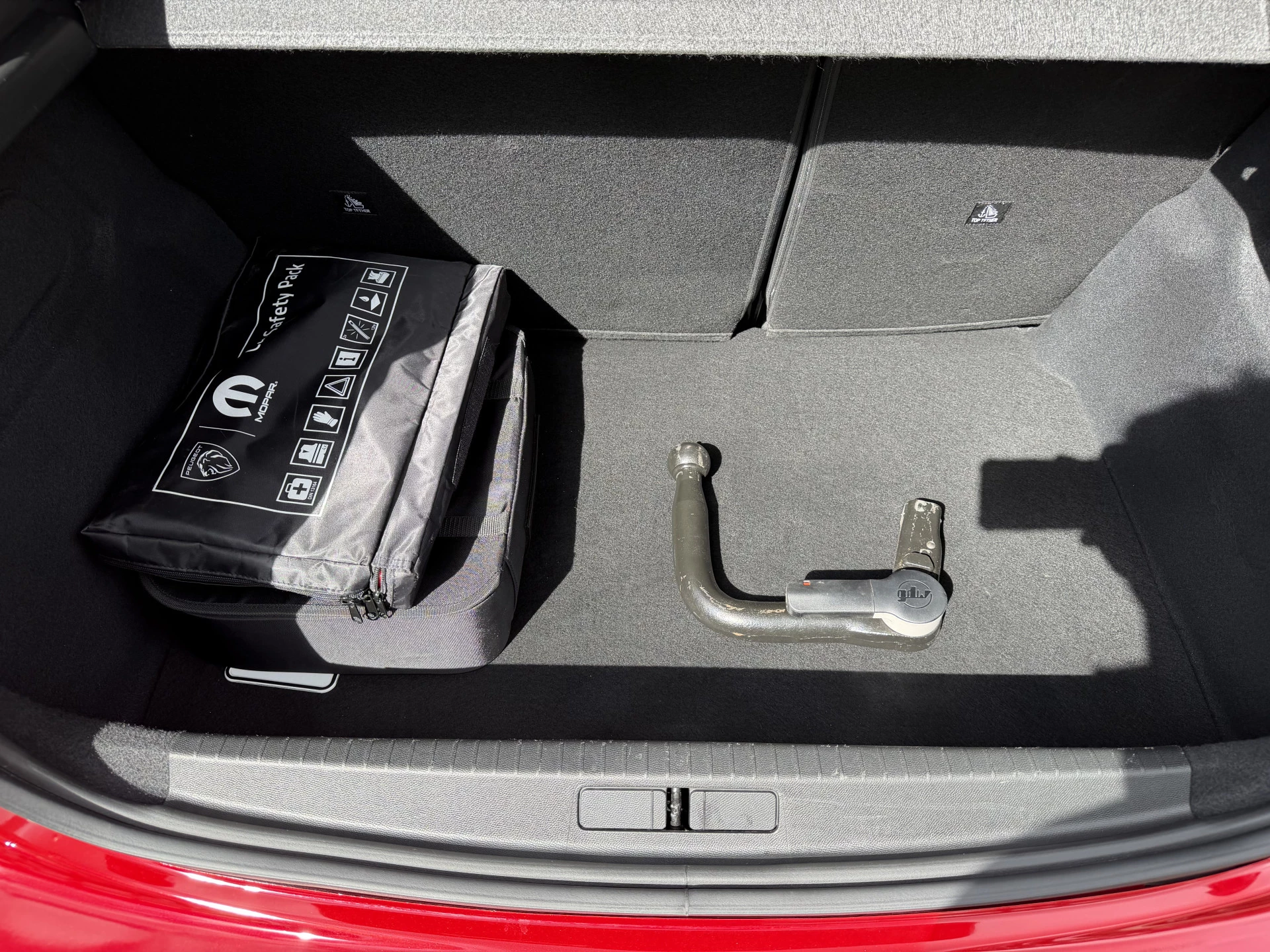 Hoofdafbeelding Peugeot e-208