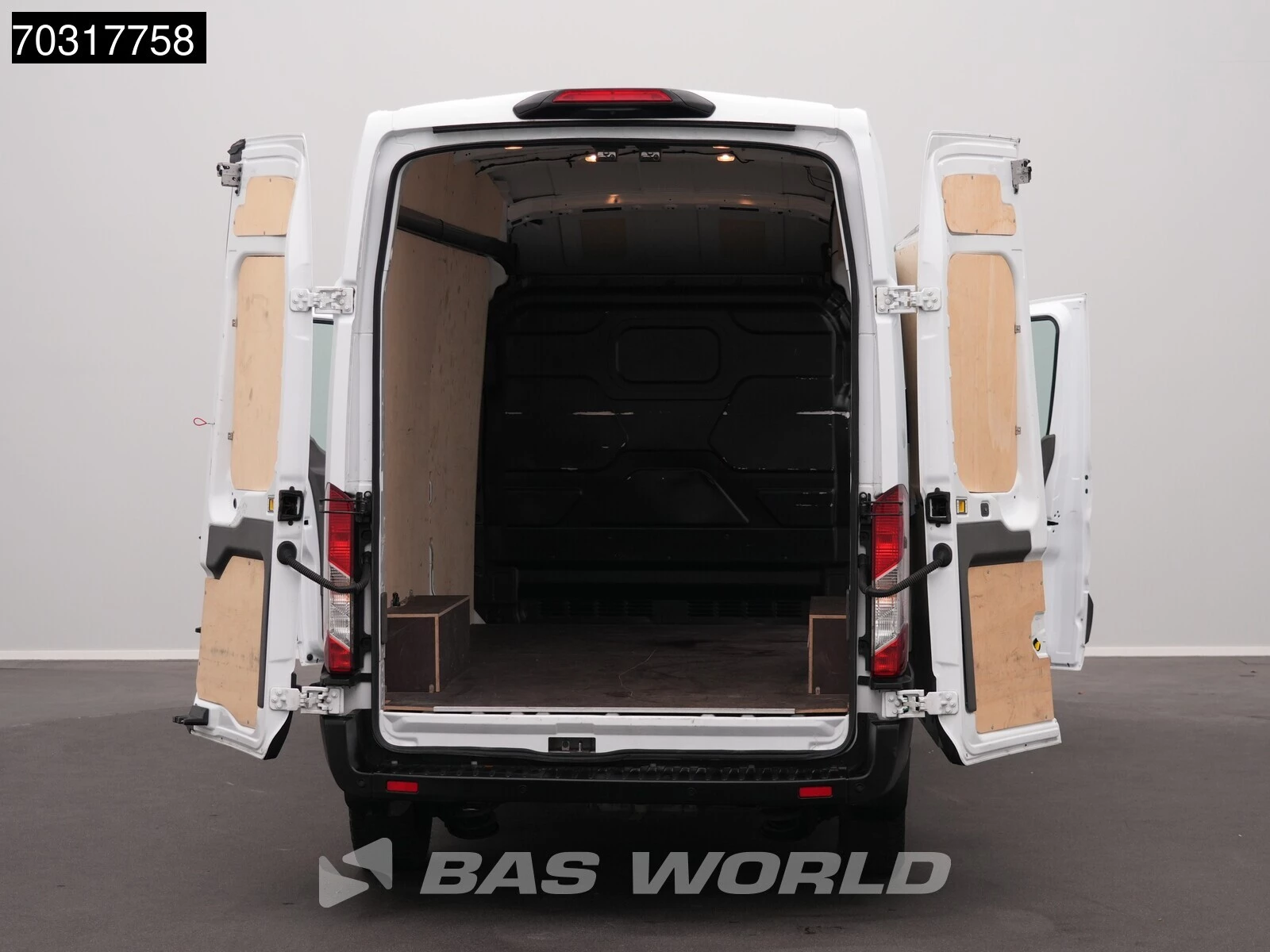 Hoofdafbeelding Ford E-Transit