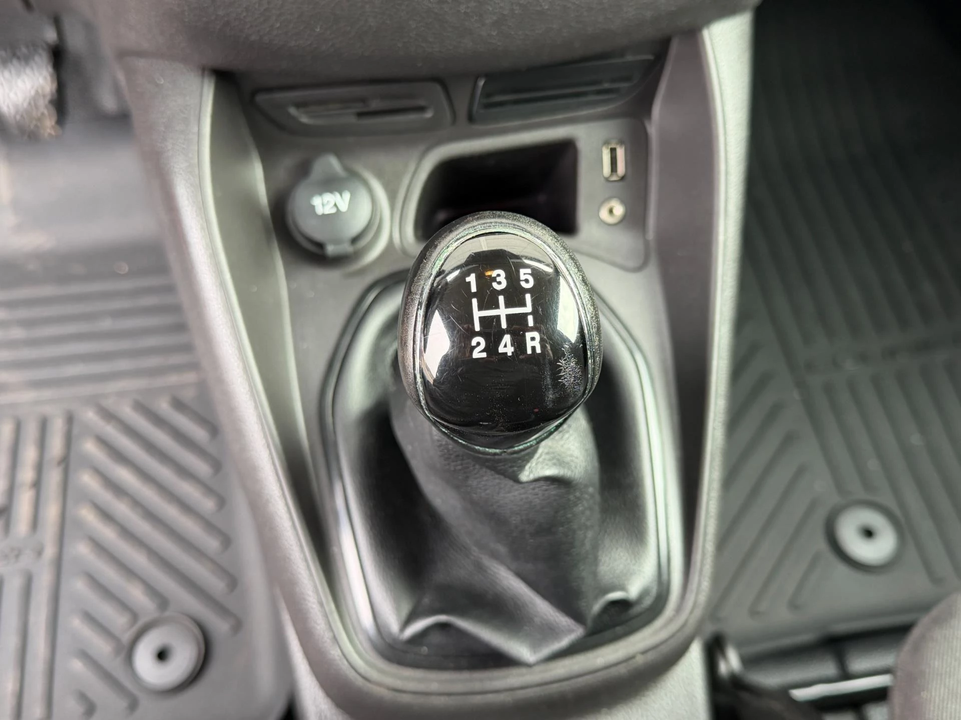 Hoofdafbeelding Ford Transit Courier