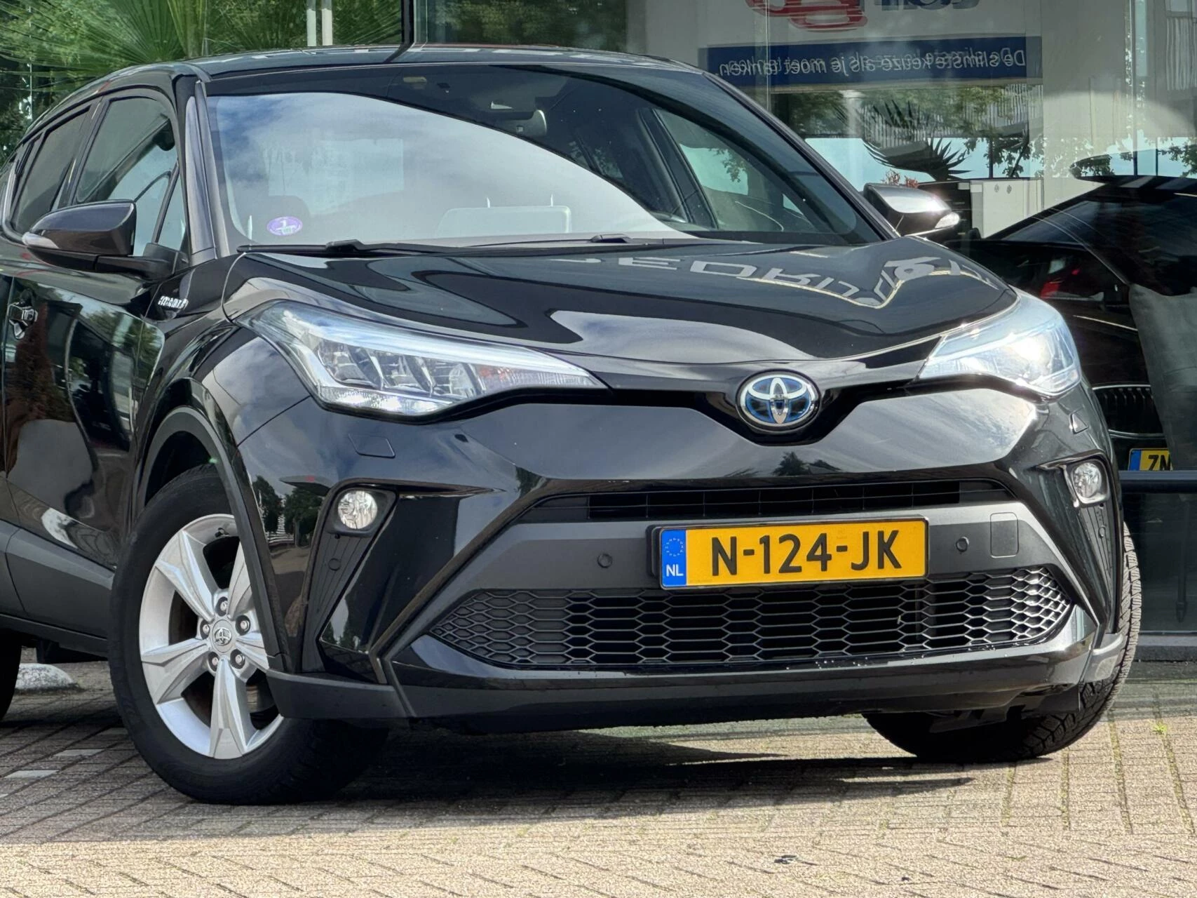 Hoofdafbeelding Toyota C-HR