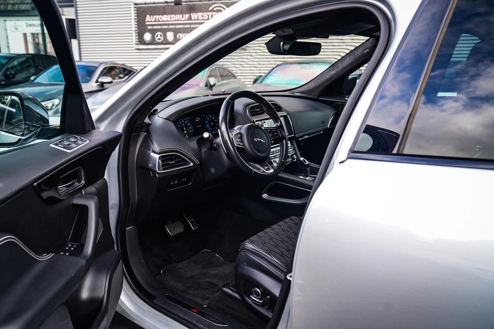 Hoofdafbeelding Jaguar F-PACE