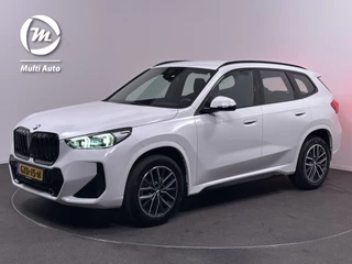 BMW X1 sDrive20i M Sport | Adaptive Cruise | Head Up | Alcantara Sportstoelen | Live Cockpit 360 Camera | Memory